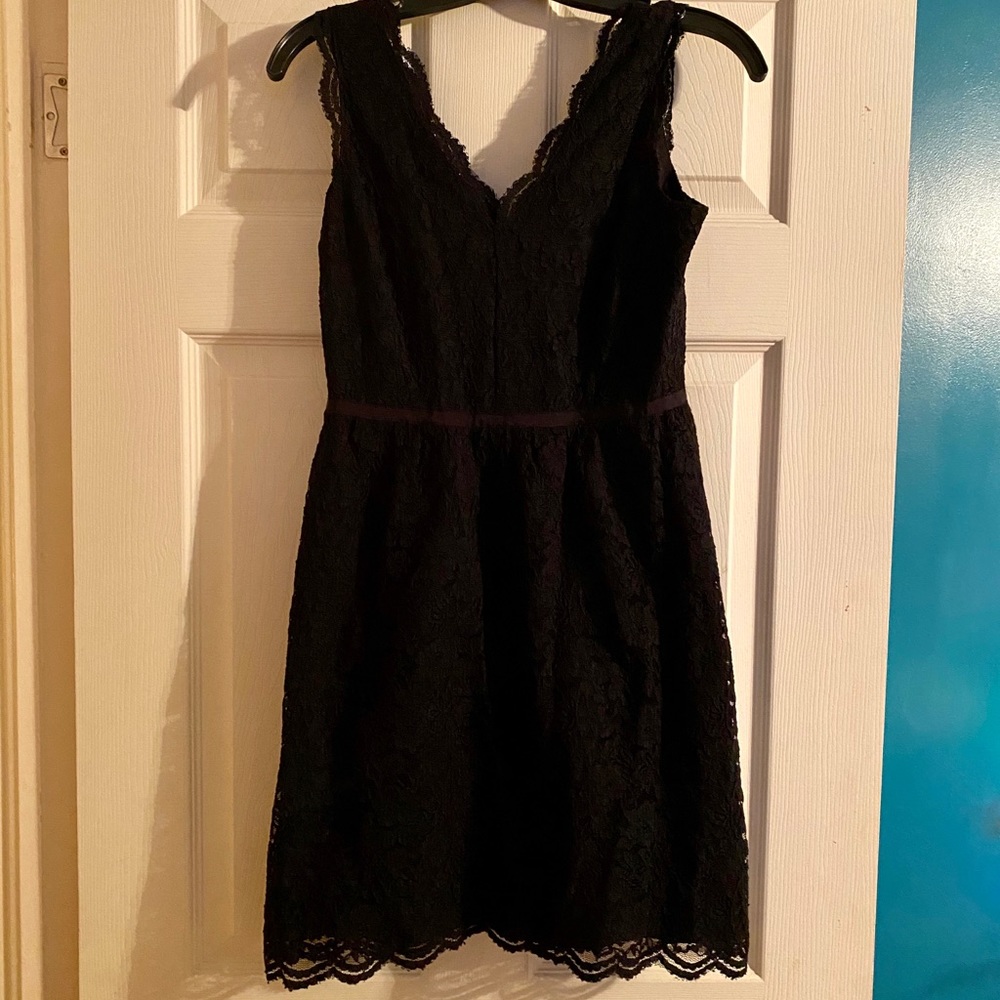 Loft Black Dress ♥️
